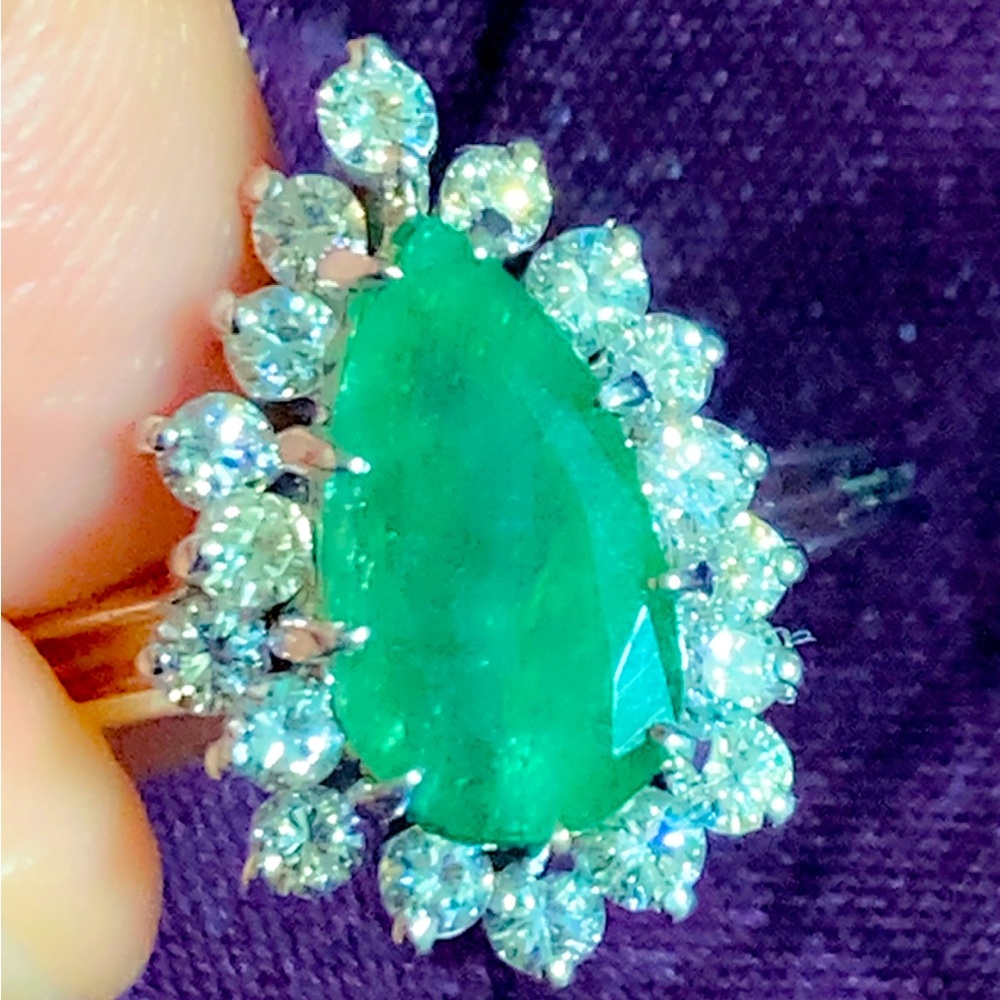 14k diamond and emerald ring